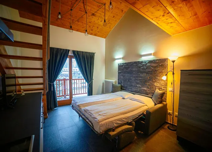 Alta Luce Mountain Lodge Gressoney-la-Trinité